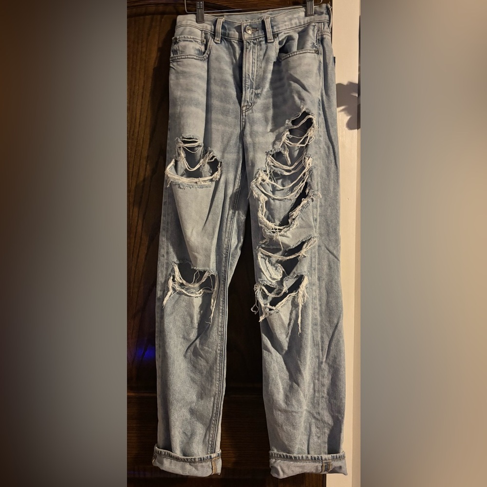 Super Distressed, Uber Ripped High Waist American Eagle Jeans Size 2 Rockstar